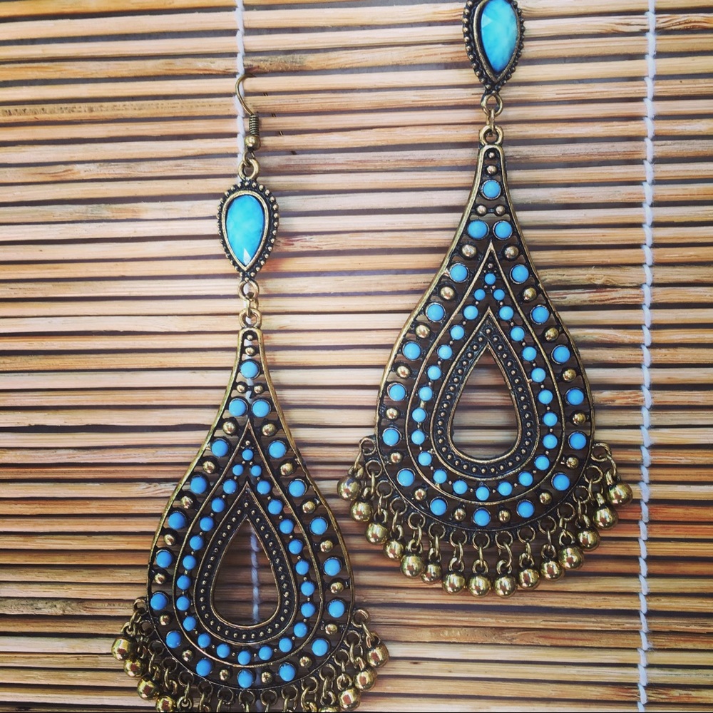 New Teardrop Turquoise Color Earrings
